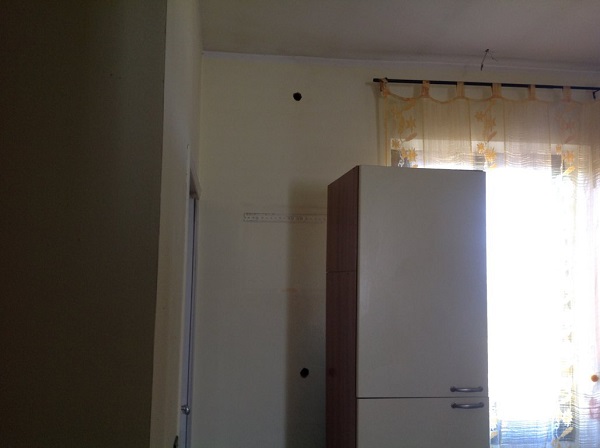 Isolamento casa. Insufflaggio muri perimetrali. Casale Monferrato, Alessandria.
