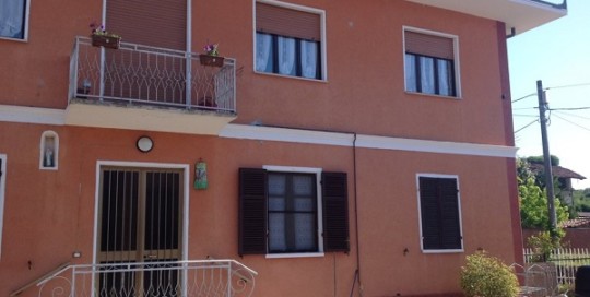 Isolamento casa. Insufflaggio muri perimetrali. Maglione, Torino.