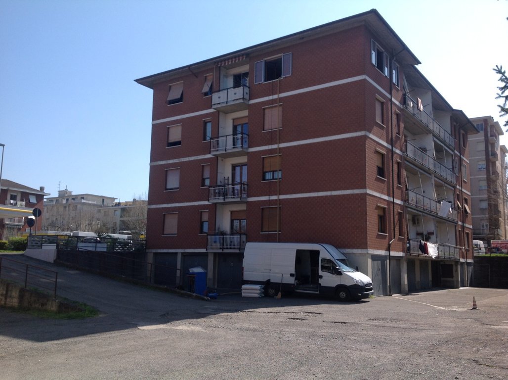 Isolamento casa. Insufflaggio muri perimetrali. Arquata Scrivia, Alessandria.