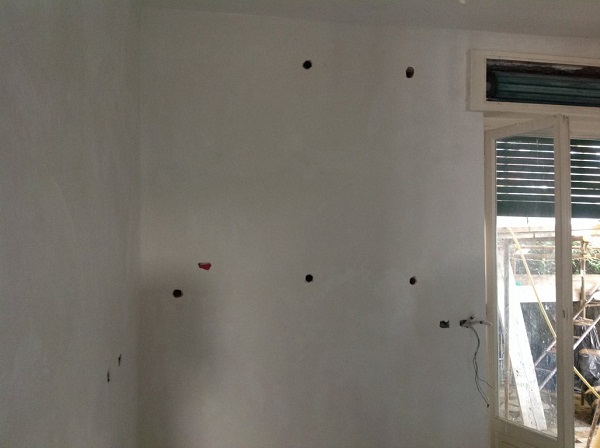 Isolamento casa. Insufflaggio muri. Genova (GE)